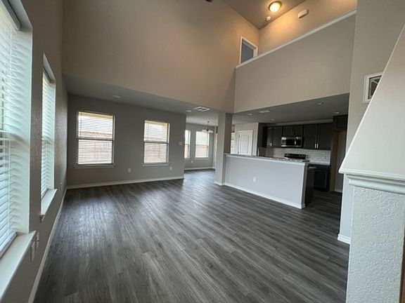 4th image of 2873 Melissa Ln
