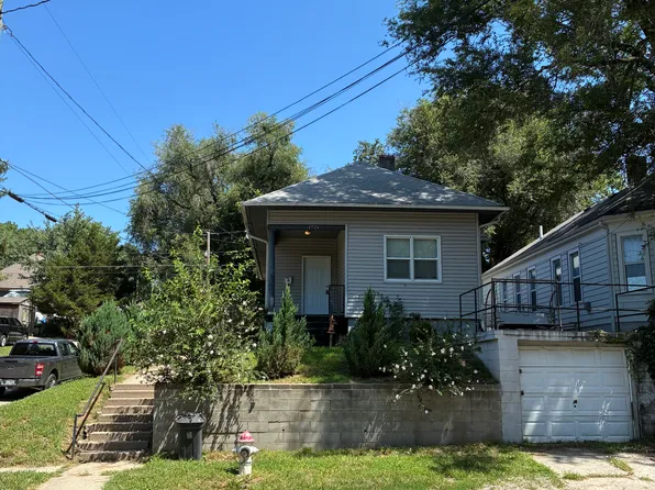 1701 Boyd St, Saint Joseph, MO 64505
