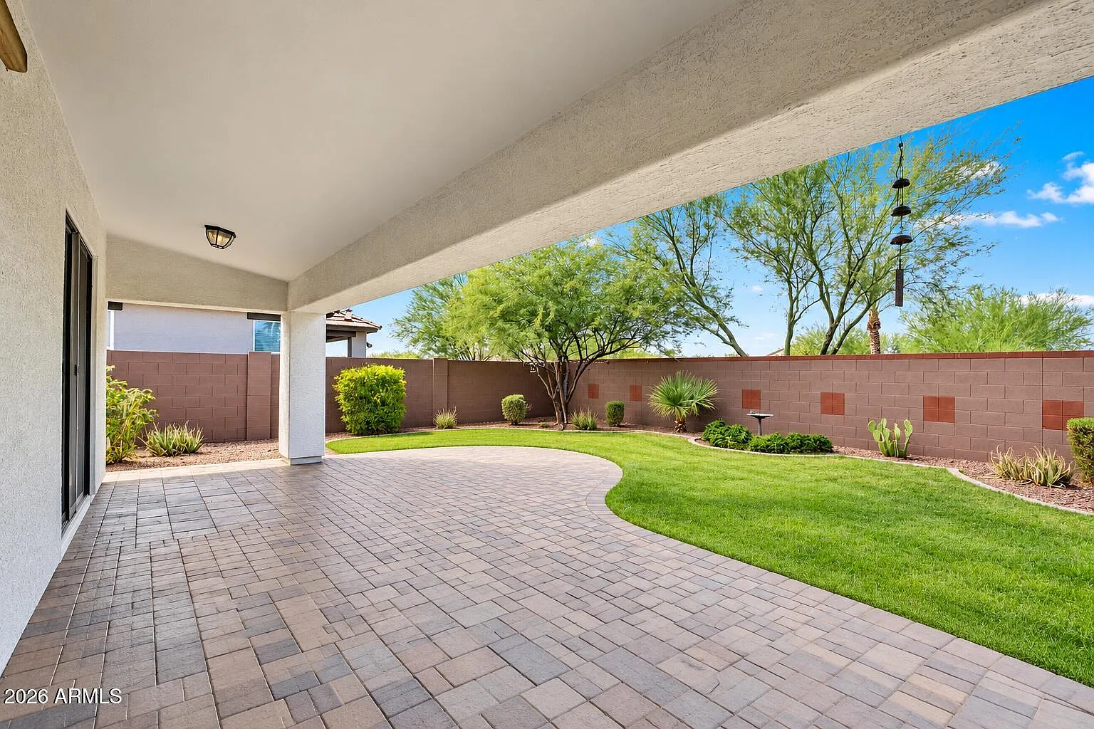 4 bed, 3.0 bath, 2301 sqft, $2,500 — Photo 4