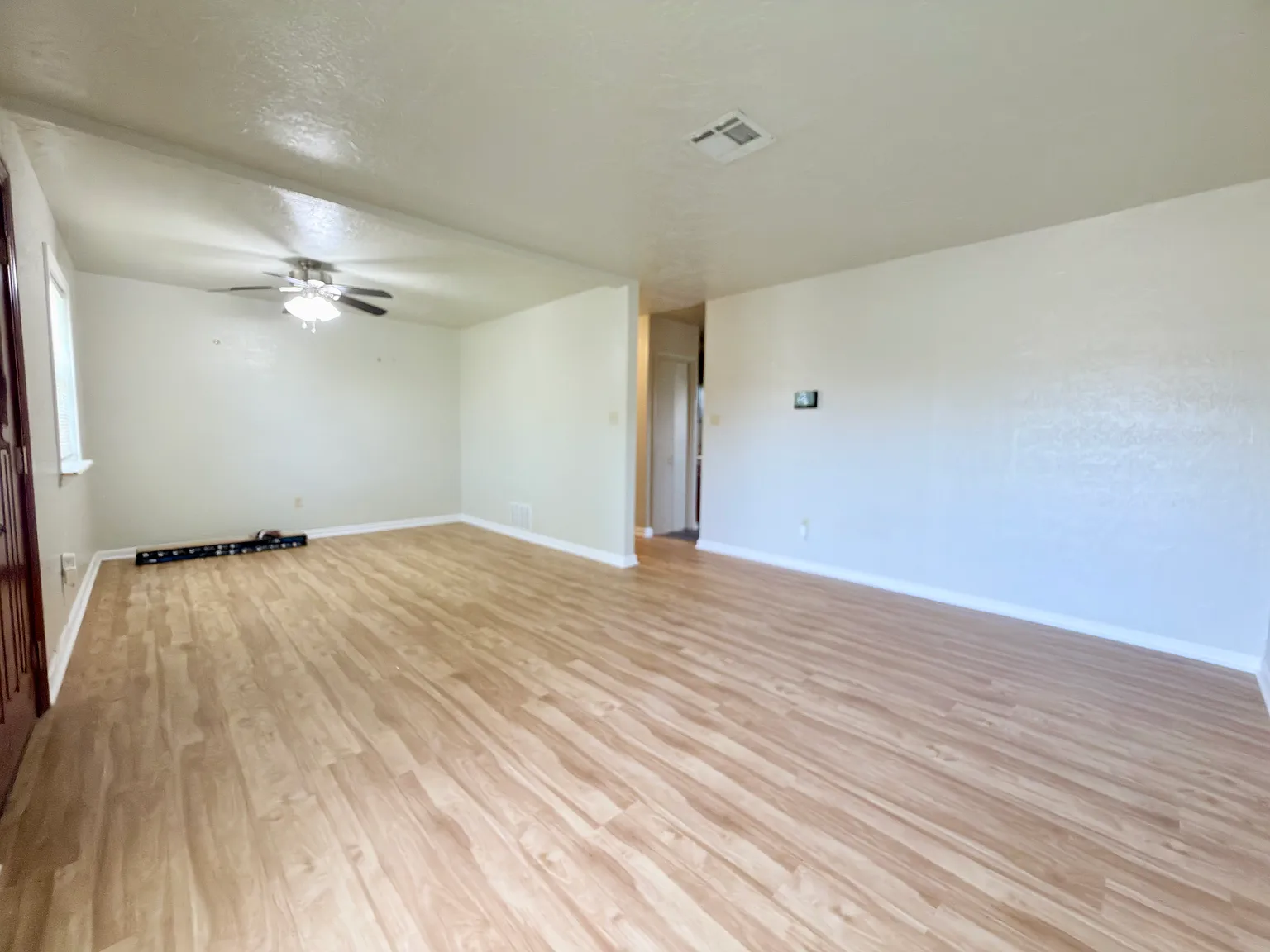 3 bed, 1200 sqft, $1,200 — Photo 3