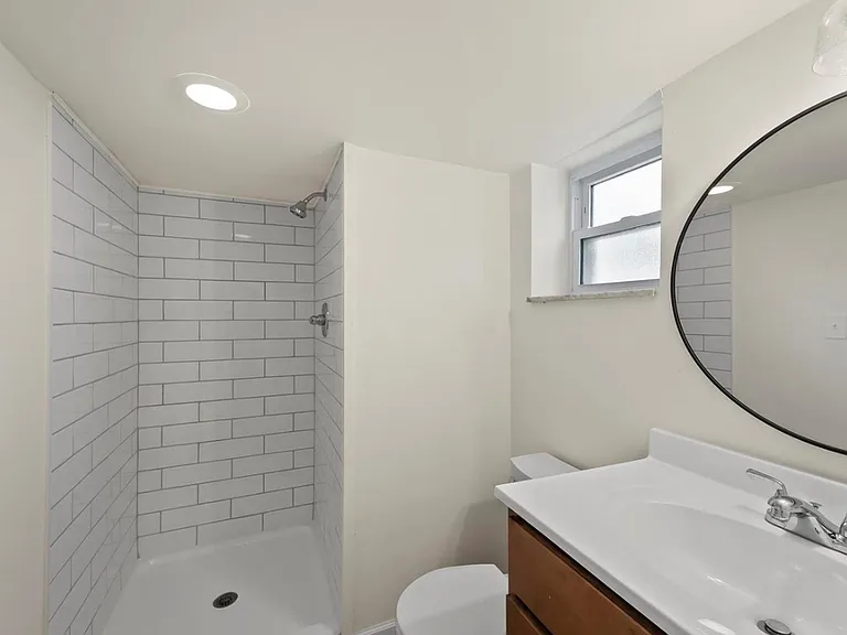 405 Fontainebleau — Photo 15