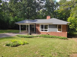 828 Merrie Rd, Raleigh, NC 27606