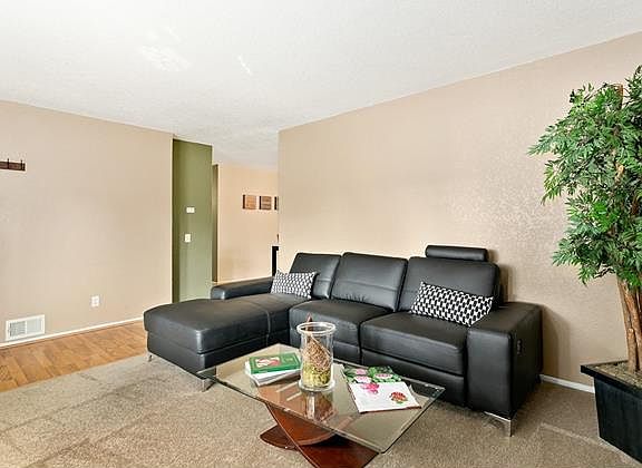 4th image of 2186 S Osceola St