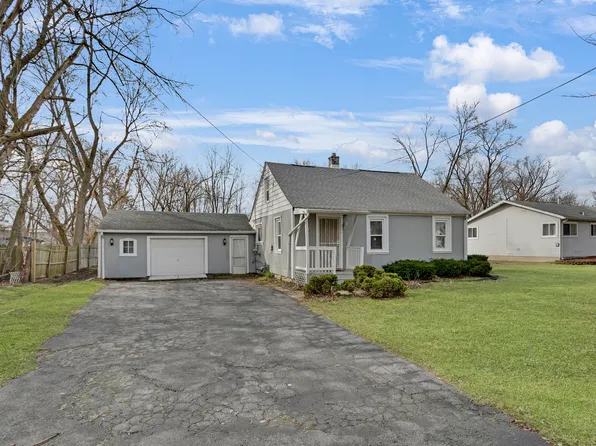 3737 Rose Manor Ter, Markham, IL 60428