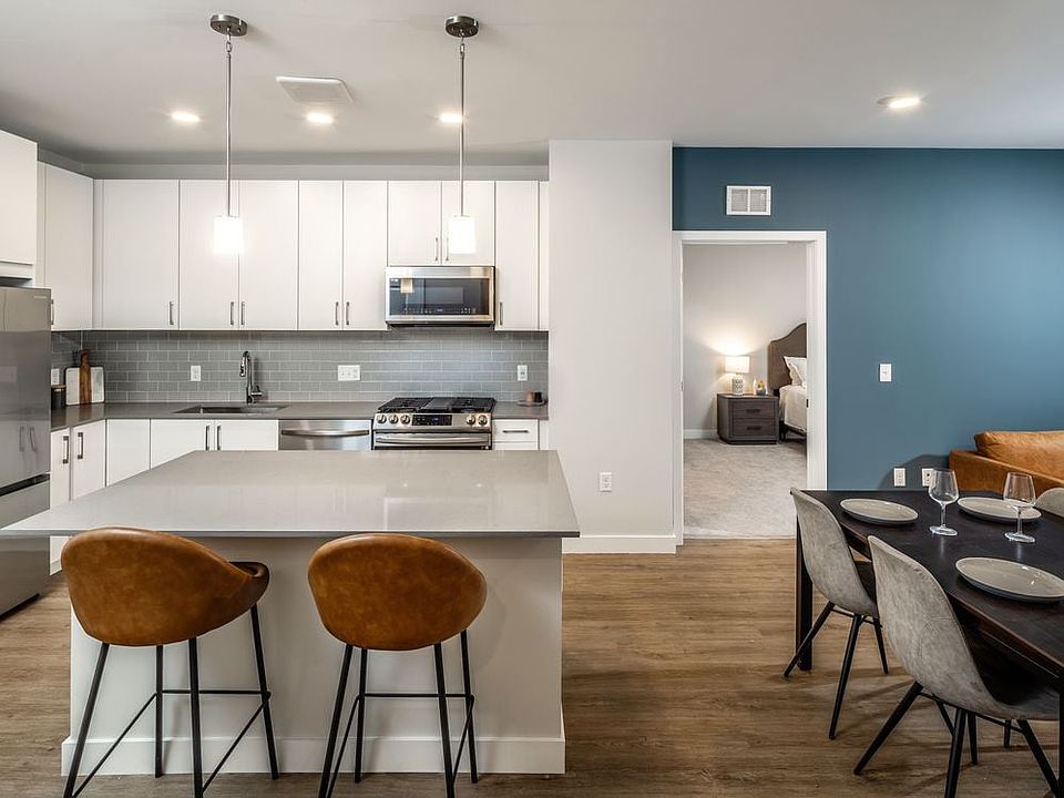 Hard surface flooring