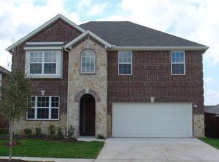 9853 Stripling Dr, Fort Worth, TX 76244