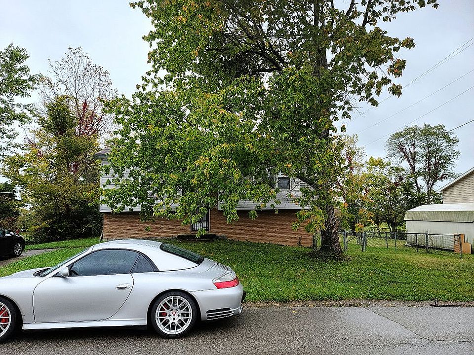1st image of 136 Brooks Rd