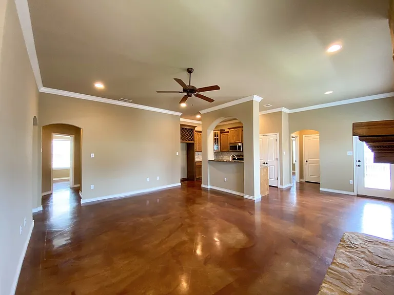 3037 Stallion Dr — Photo 2