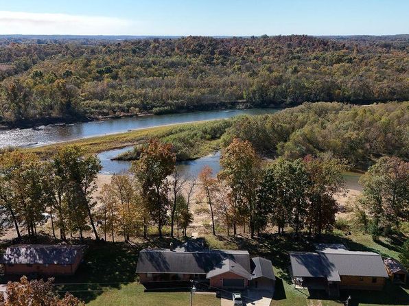 38 Ripley Route E #U4-B, Doniphan, MO 63935