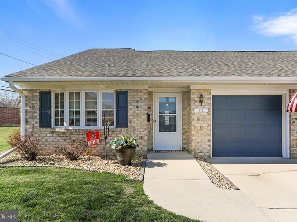 31 Sunbrook Ln #4, Hagerstown, MD 21742