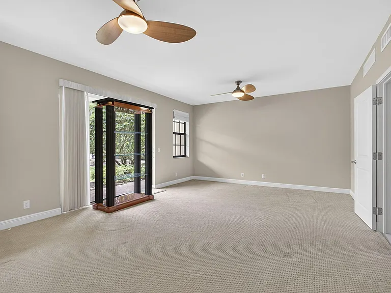 803 Del Sol Cir — Photo 41