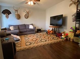 408 S Chestnut St, Gallatin, MO 64640