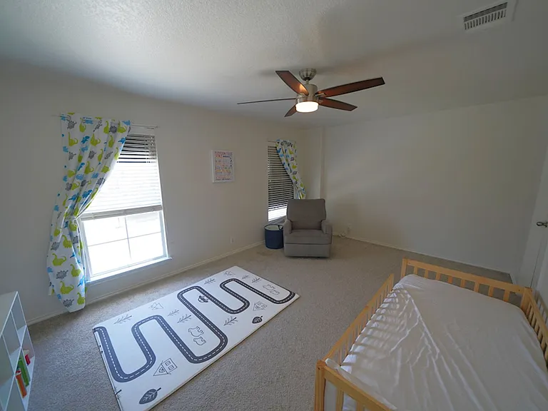 740 Fountain Gate — Photo 39