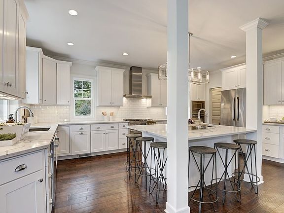 Gourmet Kitchen