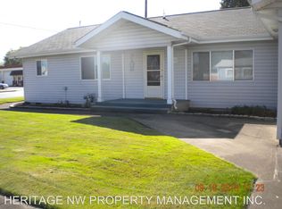 10 Hobbs St, Lebanon, OR 97355