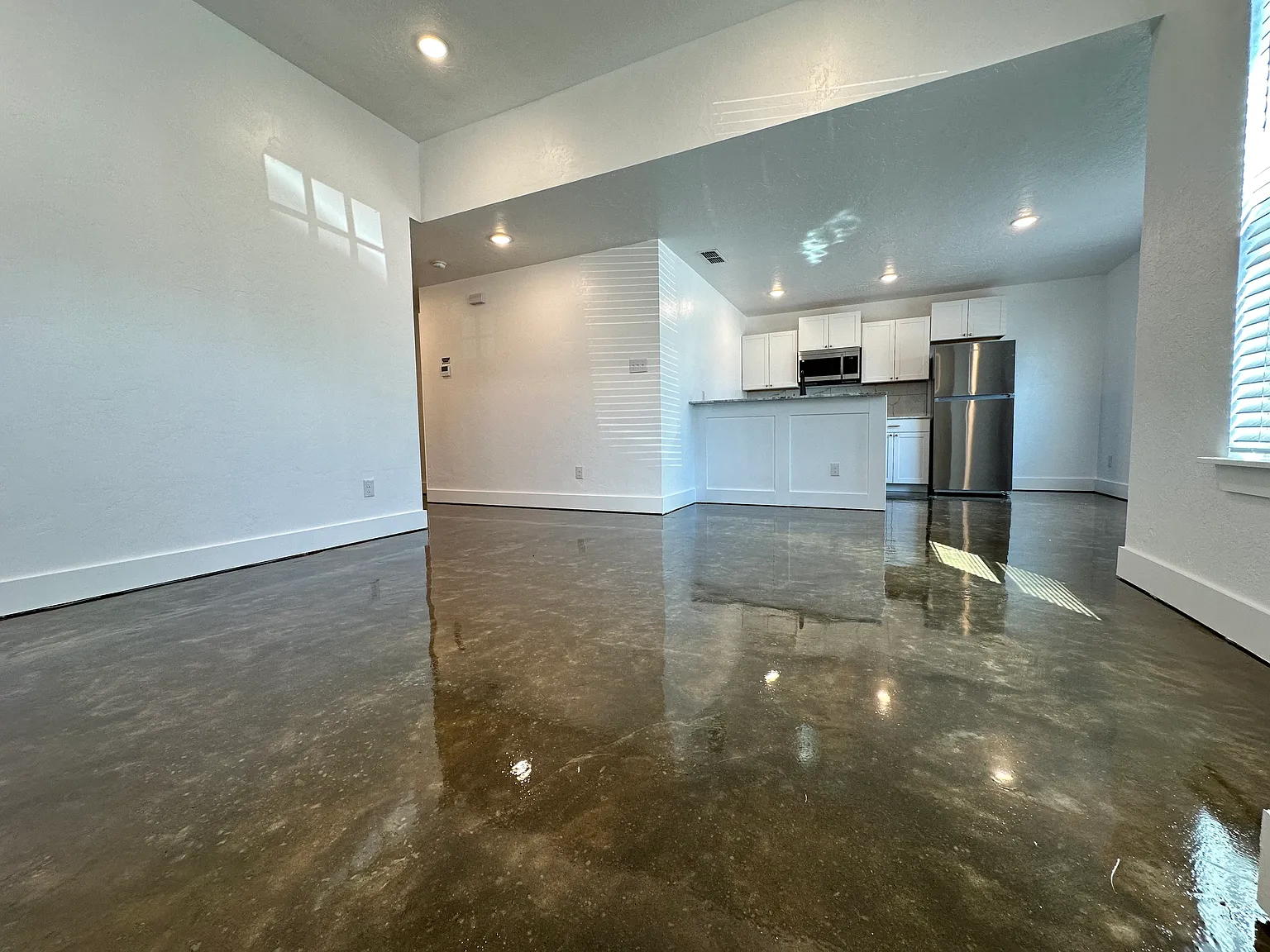 3419 S Garrett St — Photo 4