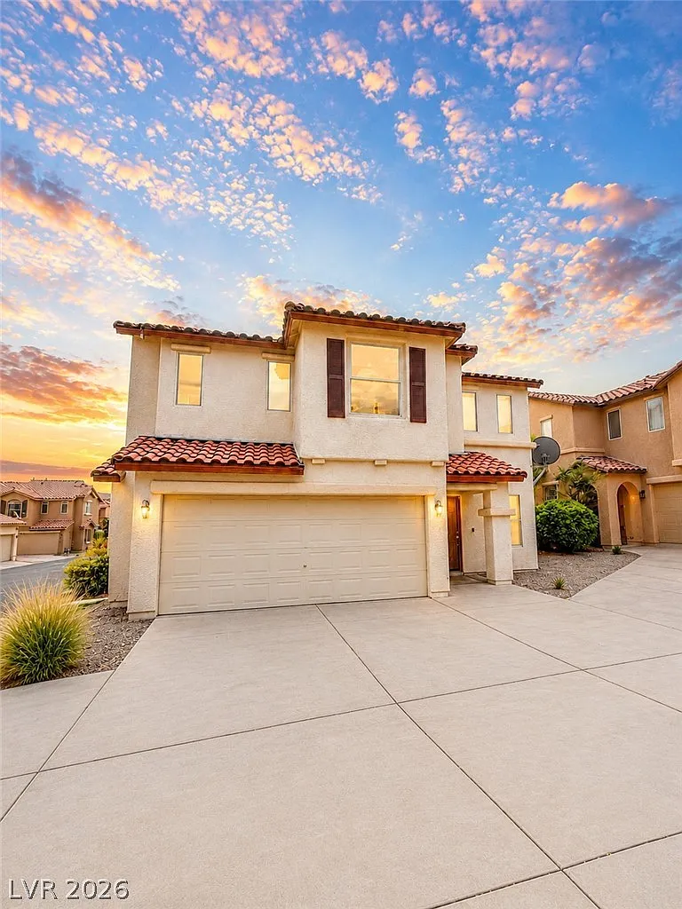 5 bed, 3.0 bath, 1937 sqft, $2,650 — Photo 1