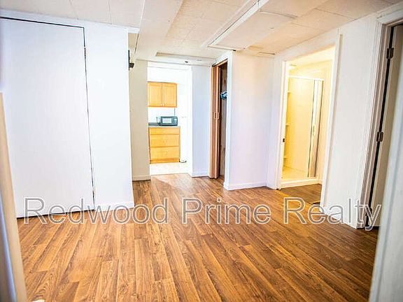 4th image of 1918 20th St