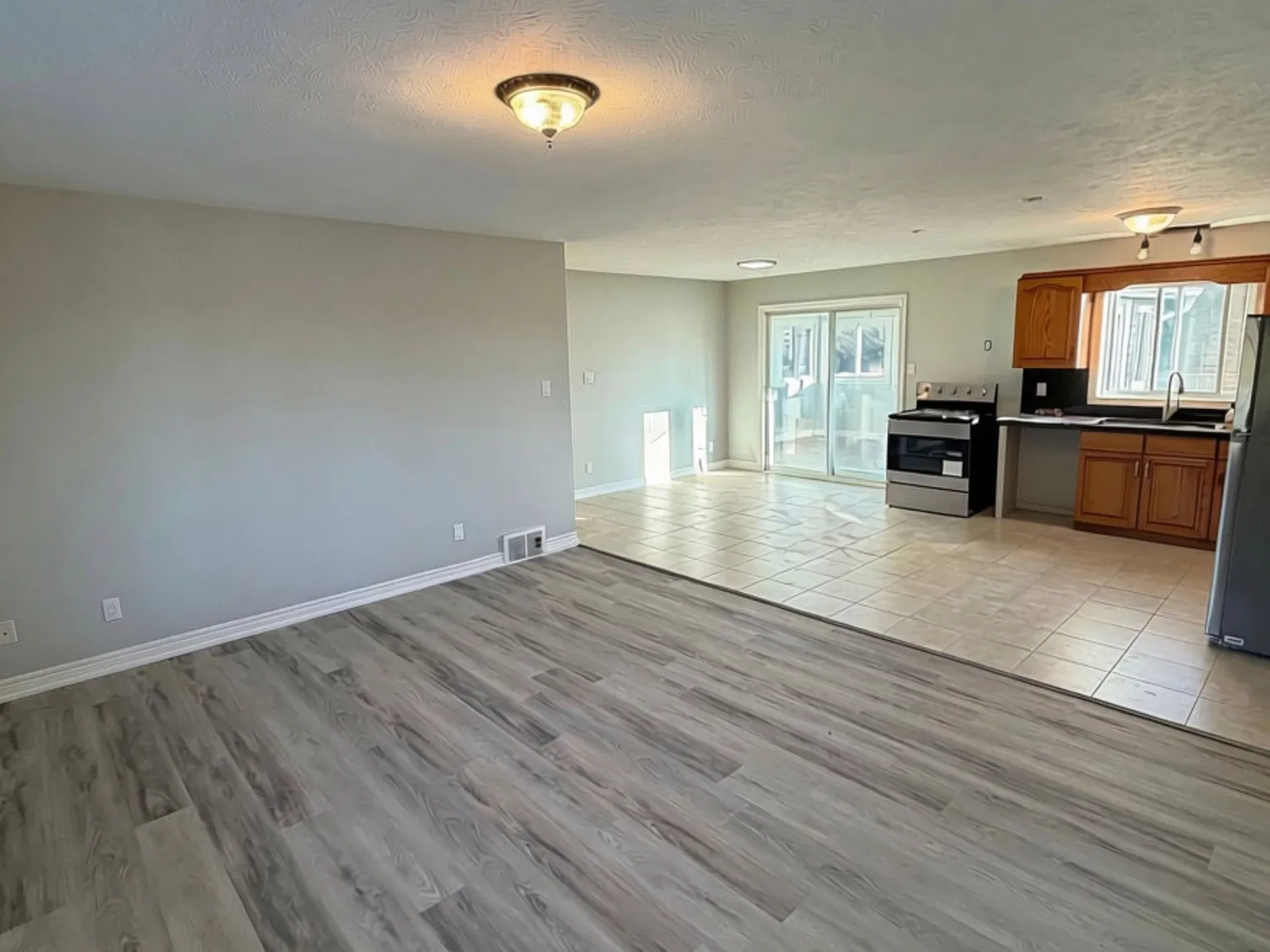 2 bed, $2,600 — Photo 3