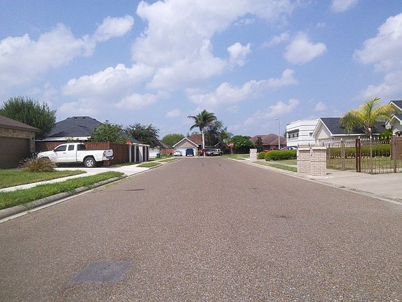 4th image of 1213 E Gin Dr
