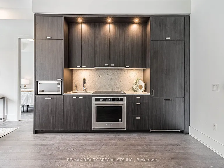 480 Front St W #1903 — Photo 12