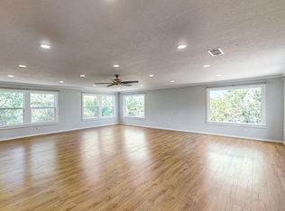 490 Juan Tomas Rd, Tijeras, NM 87059