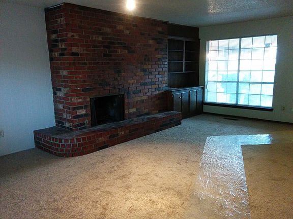 Living room, statement fireplace!