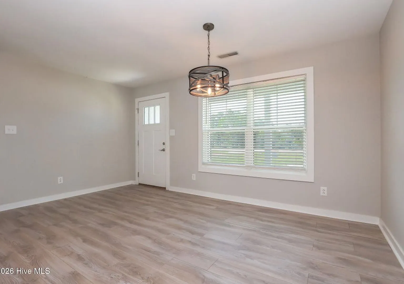 Remodeled Rental avail NOW! — Photo 4