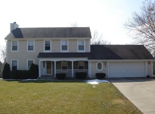 S70W13837 Tess Corners Dr, Muskego, WI 53150