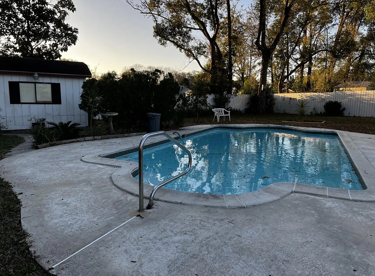2 bed, 1064 sqft, $1,900 — Photo 2