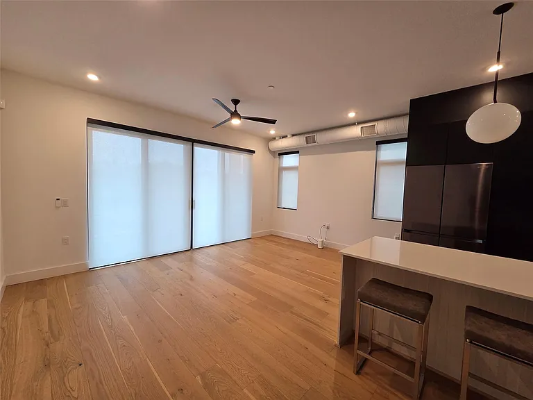 1640 Bagley St #13 — Photo 6
