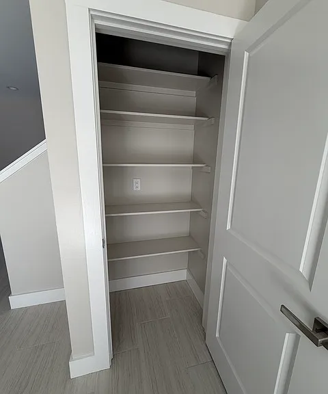 2610 Woodbury St #102 — Photo 5