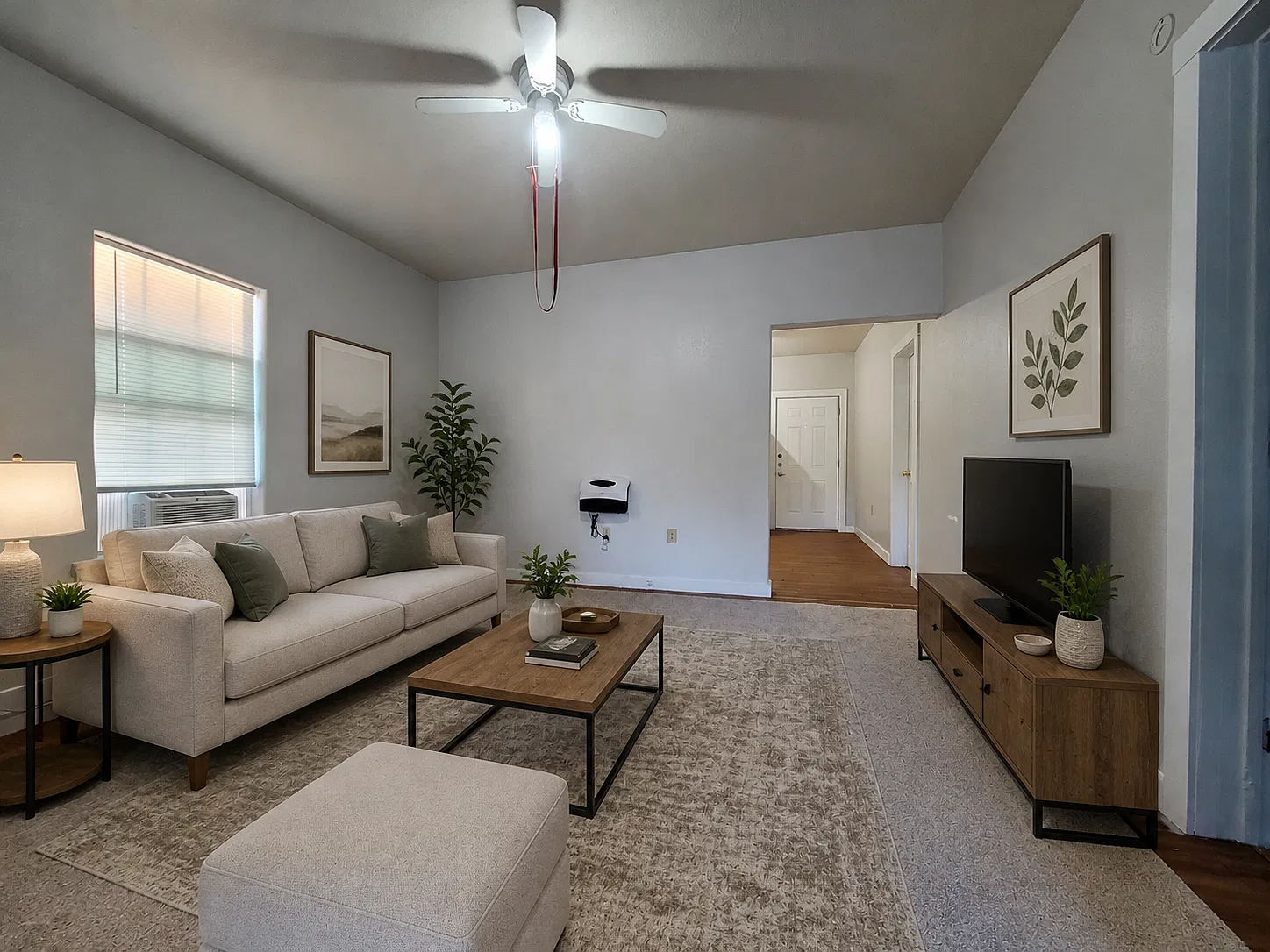 2 bed, 930 sqft, $1,099 — Photo 2