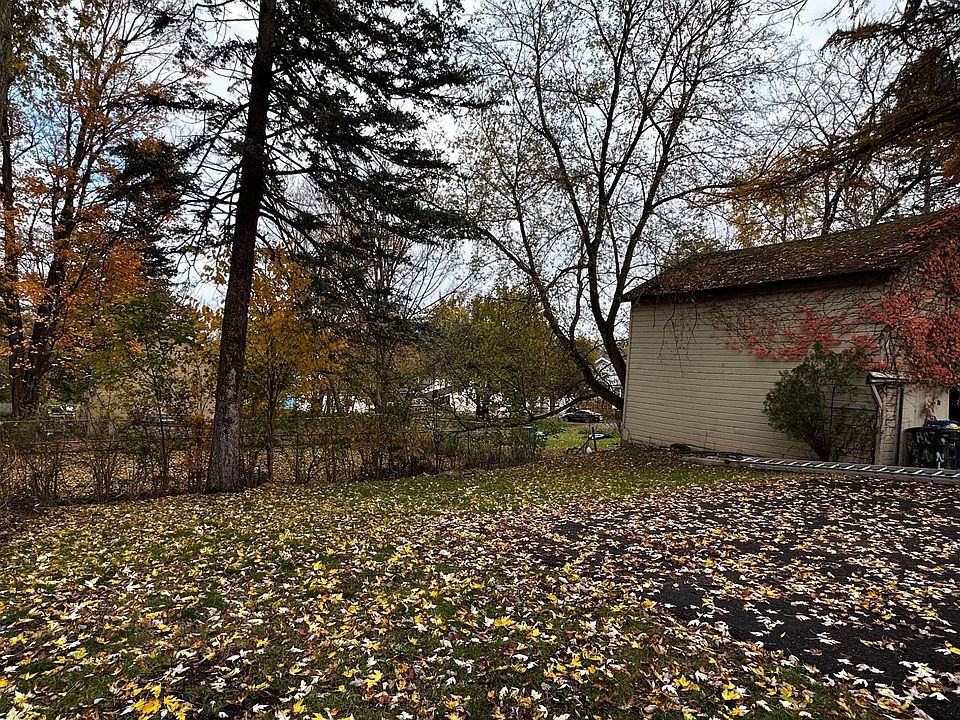 29 Canton St Baldwinsville, NY Zillow