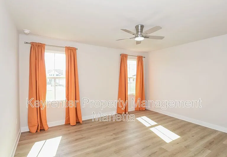 185 Oakleigh Dr — Photo 7