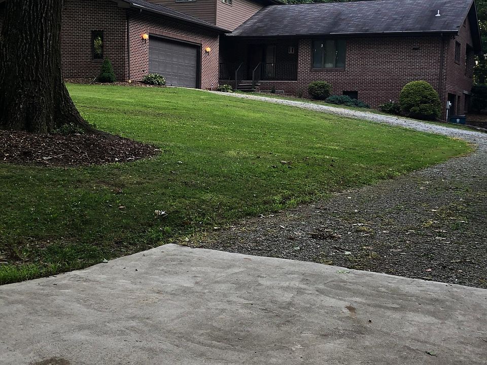 1st image of 104 Tall Timber Ln