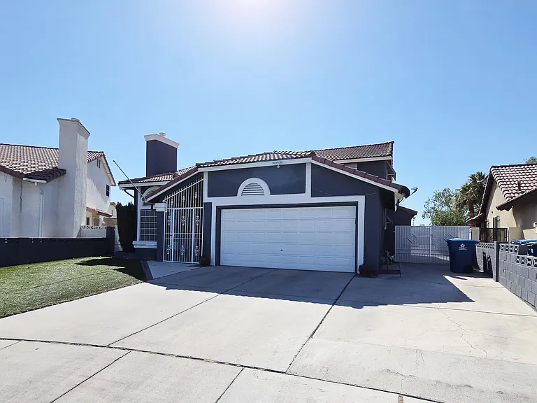 4028 Zapotec Way — Photo 3