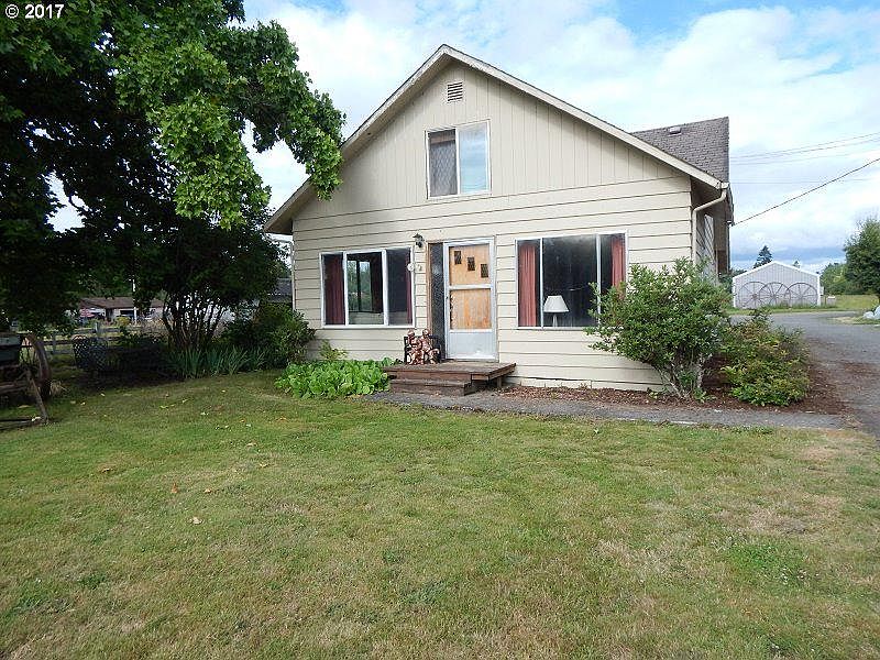 1st image of 3018 SE Grace Ave