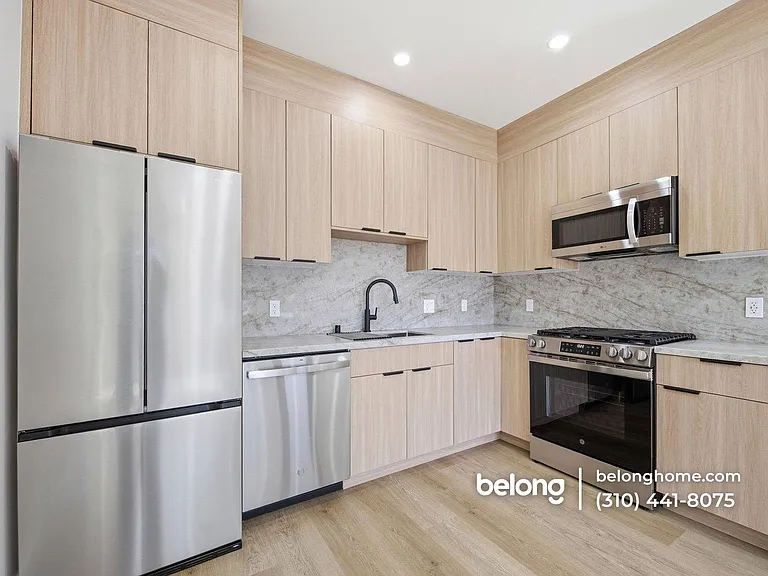 7949 Atoll Ave — Photo 15