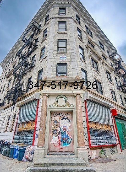 1st image of 302 Bedford Ave