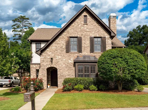 1363 Oxford Manor Ln, Birmingham, AL 35242