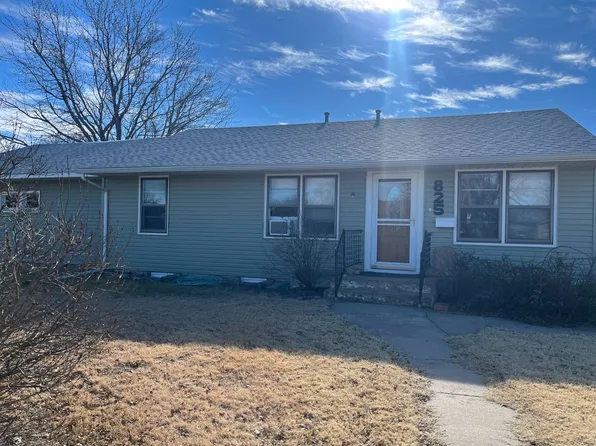 825 Russell Ave, Wakeeney, KS 67672