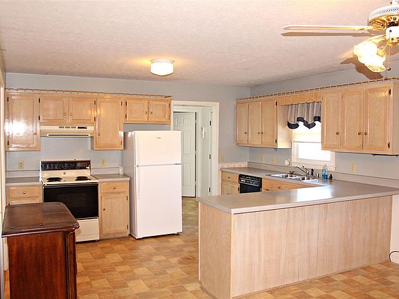 5th image of 802 Haywood Cedar Grove Rd