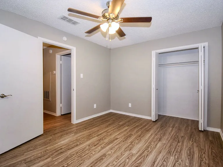 Trinity Pines Apartments — Photo 11