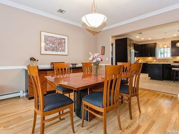 5th image of 14 Pineland Ct