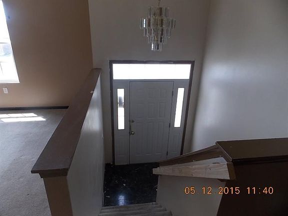 3rd image of 729 Broad Oak Dr