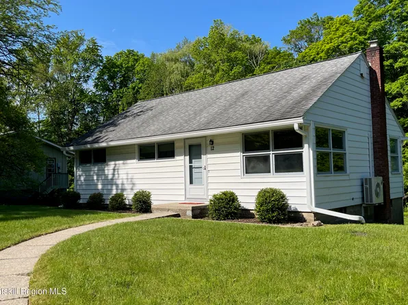 12 Duzine Rd, New Paltz, NY 12561