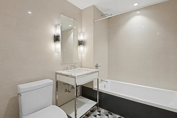 Rented by Compass | media 33