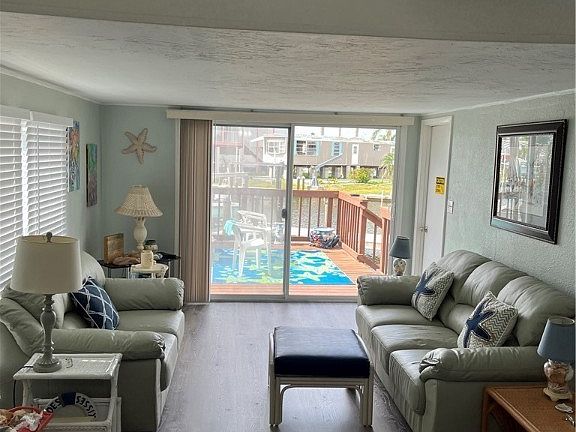 5th image of 3902 Cherry Ln
