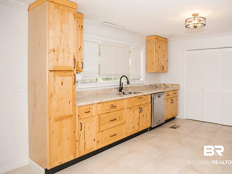 7099 Pinehill Rd — Photo 9